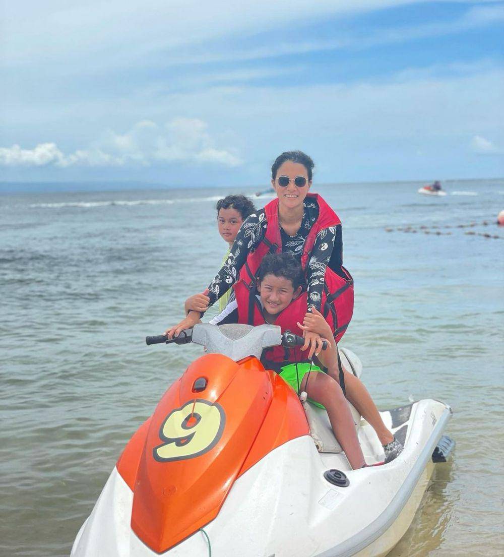 potret Marcella Zalianty dan kedua putranya (instagram.com/marcella.zalianty)