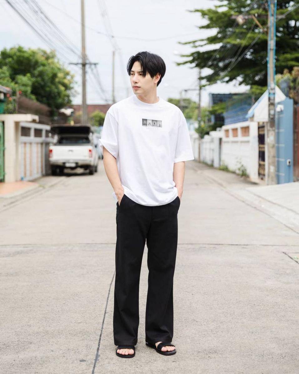 Max Nattapol (Instagram.com/maxiiin_)