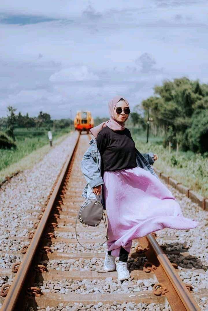 Kelakuan absurd warga +62 (facebook.com/Fahmi Akihabara)