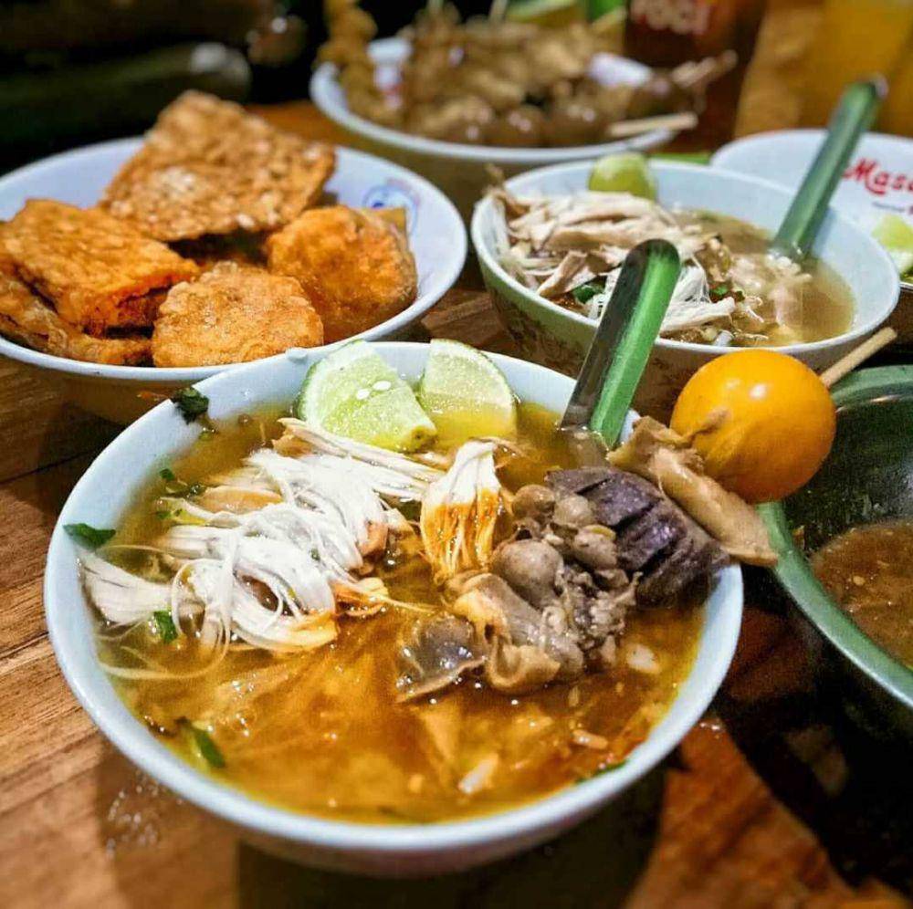 Soto Ayam Pak Panji (instagram.com/kakilimasemarang)