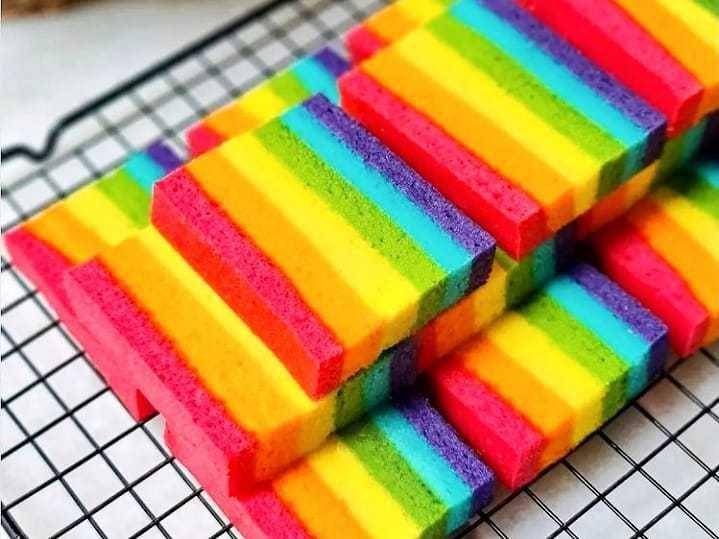 resep bolu kukus pelangi (instagram.com/hyunaracan)