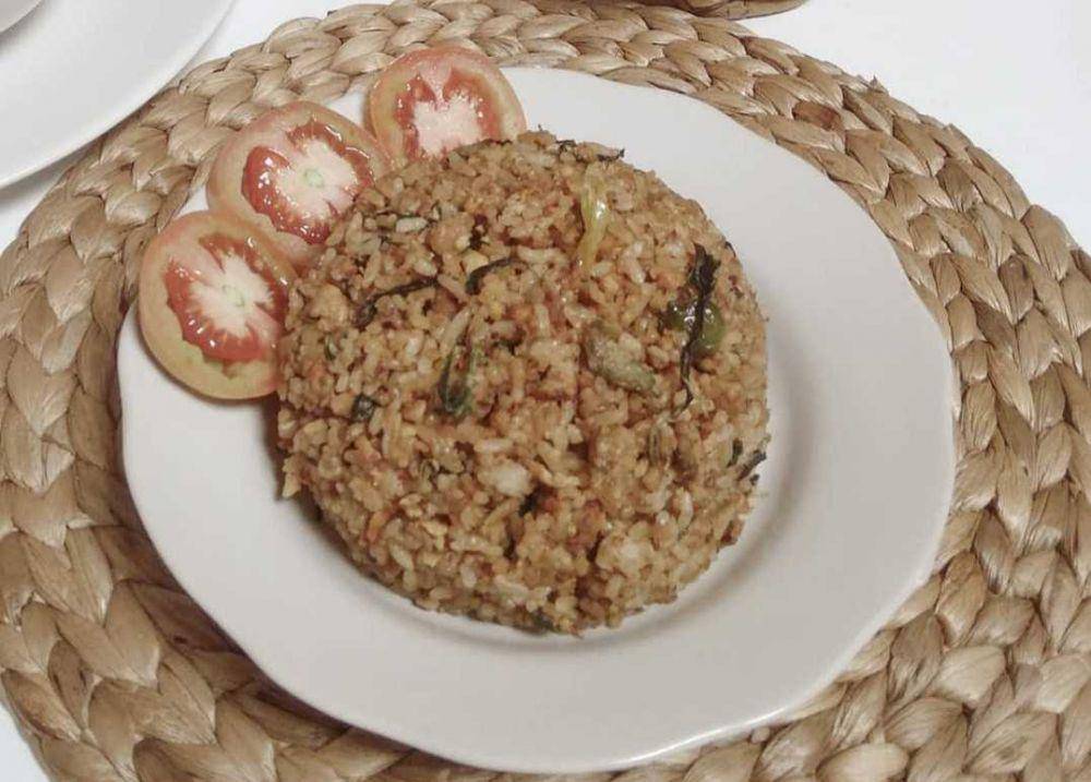 nasi goreng oncom (instagram.com/griya.ryo)