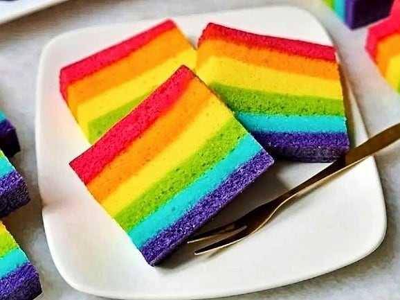 resep bolu kukus pelangi (instagram.com/hyunaracan)