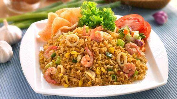 nasi goreng (kibrispdr.org)