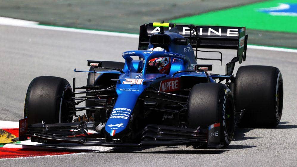 pembalap Alpine Esteban Ocon (formula1.com)