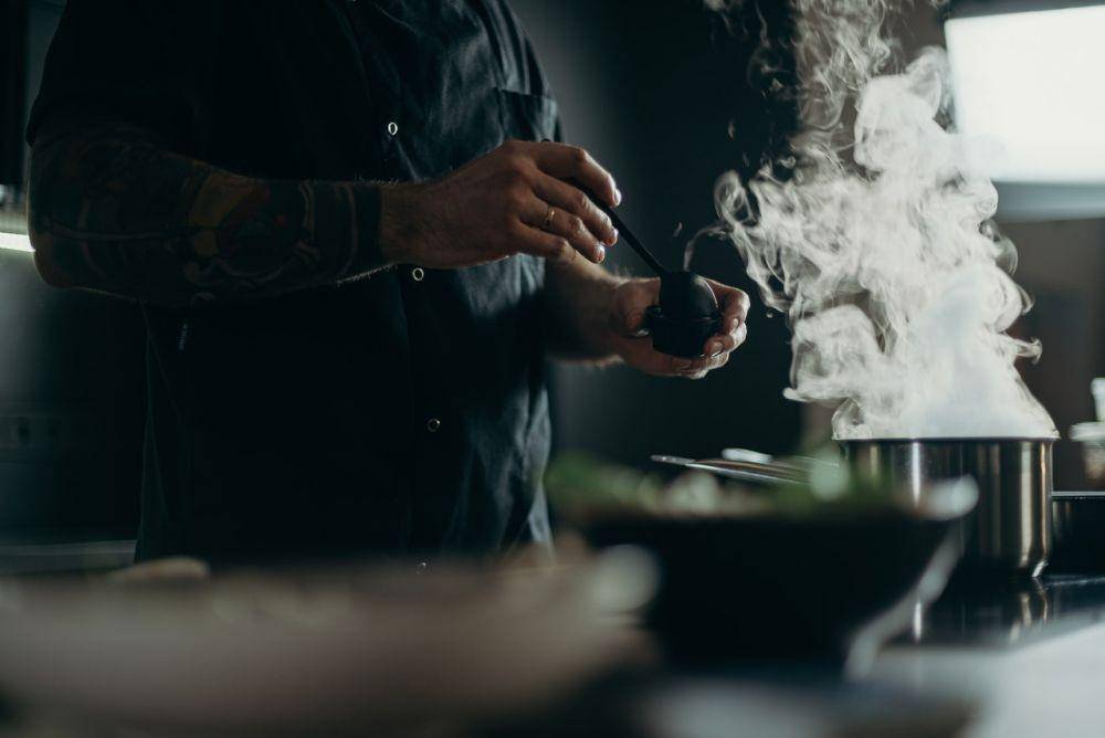 ilustrasi memasak (pexels.com/cottonbro)