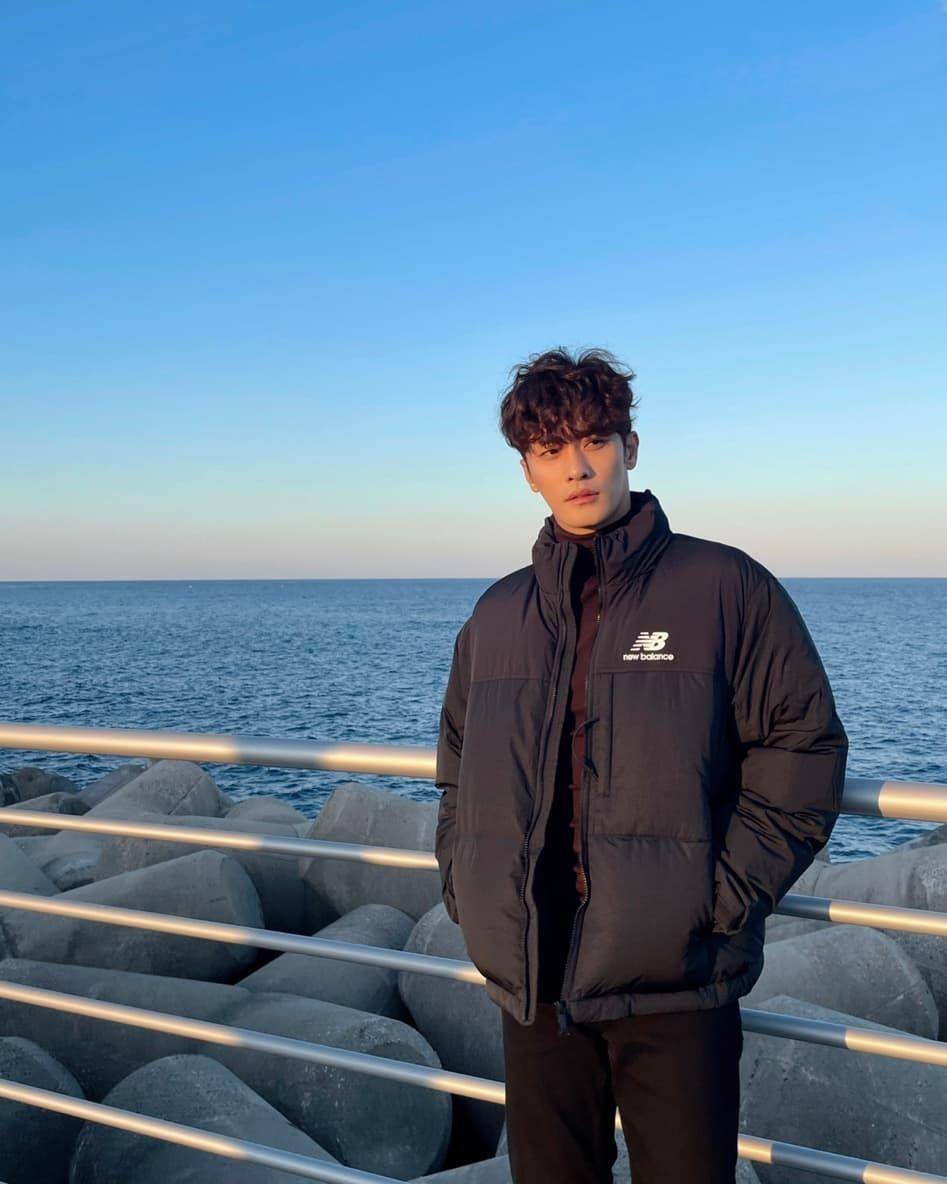 Sung Hoon (instagram.com/sunghoon1983)