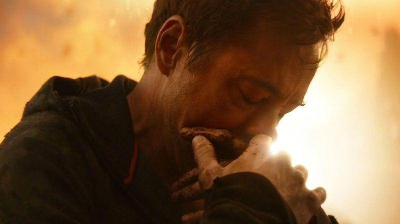 Kenapa Iron Man Tidak Jadi Debu di Infinity War? Ini Situasinya!