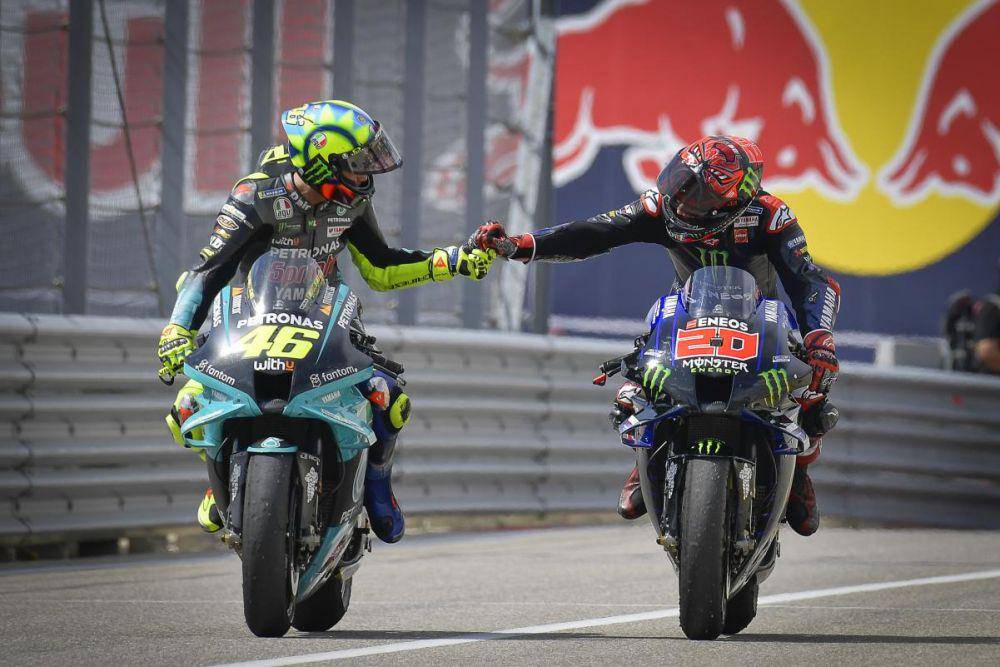 Valentino Rossi dan Fabio Quartararo (motogp.com)