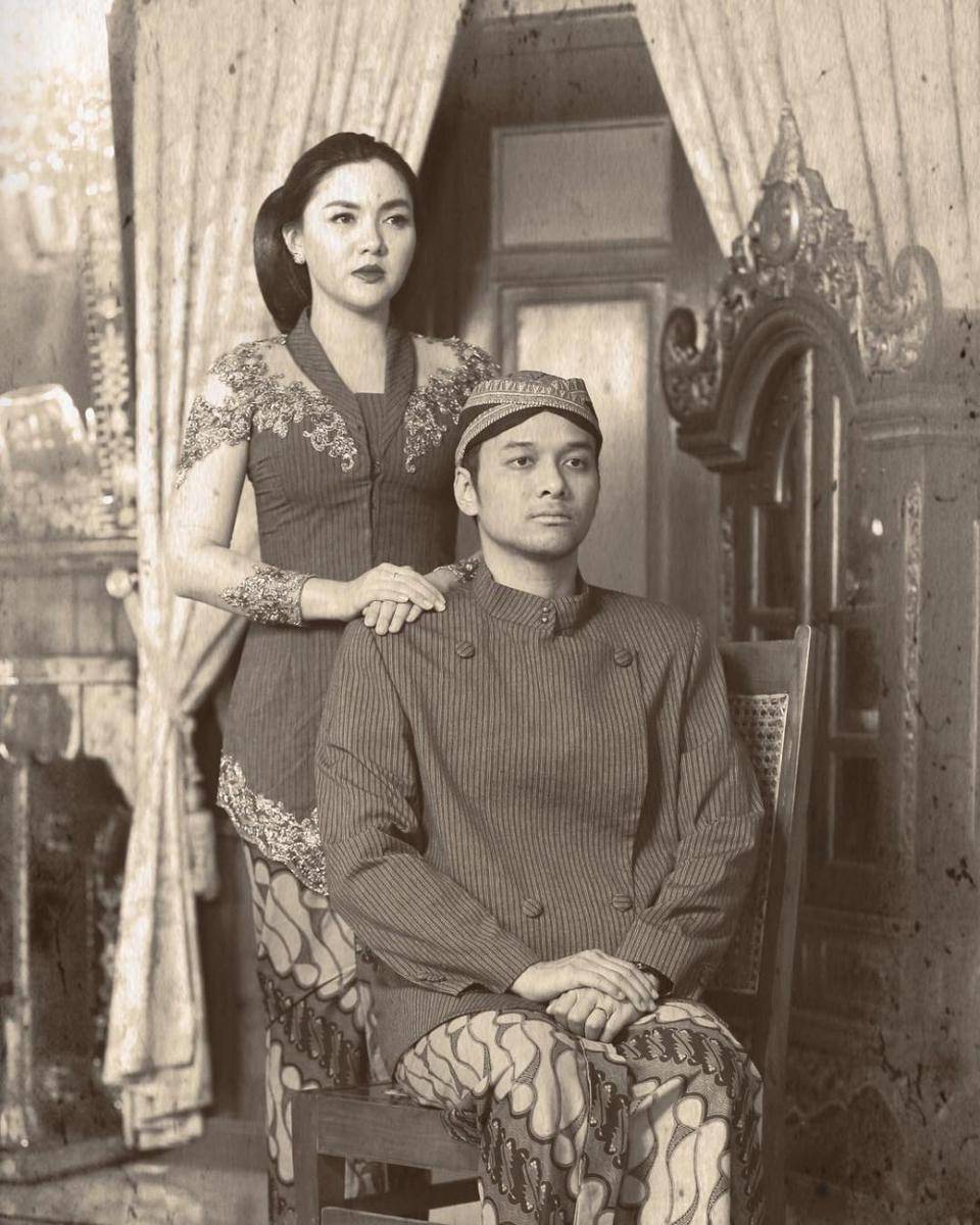Prewedding dengan Kebaya Klasik (instagram.com/karinanadila8921)