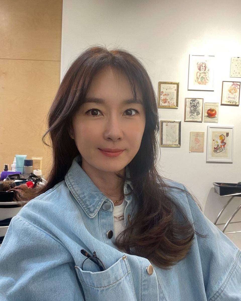 Oh Yeon Soo (instagram.com/yunsoooh1)