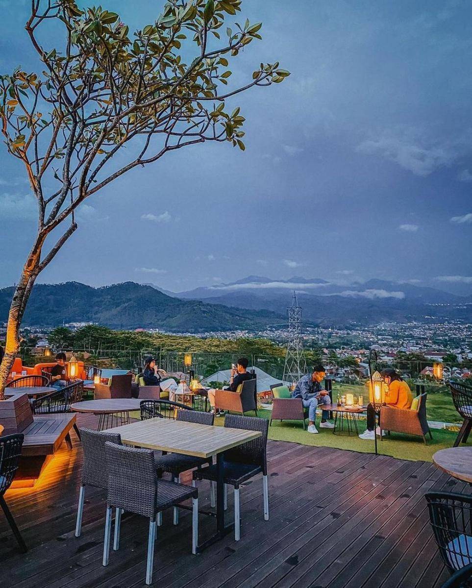 potret Awang-Awang Sky Lounge (instagram.com/exploremalang)
