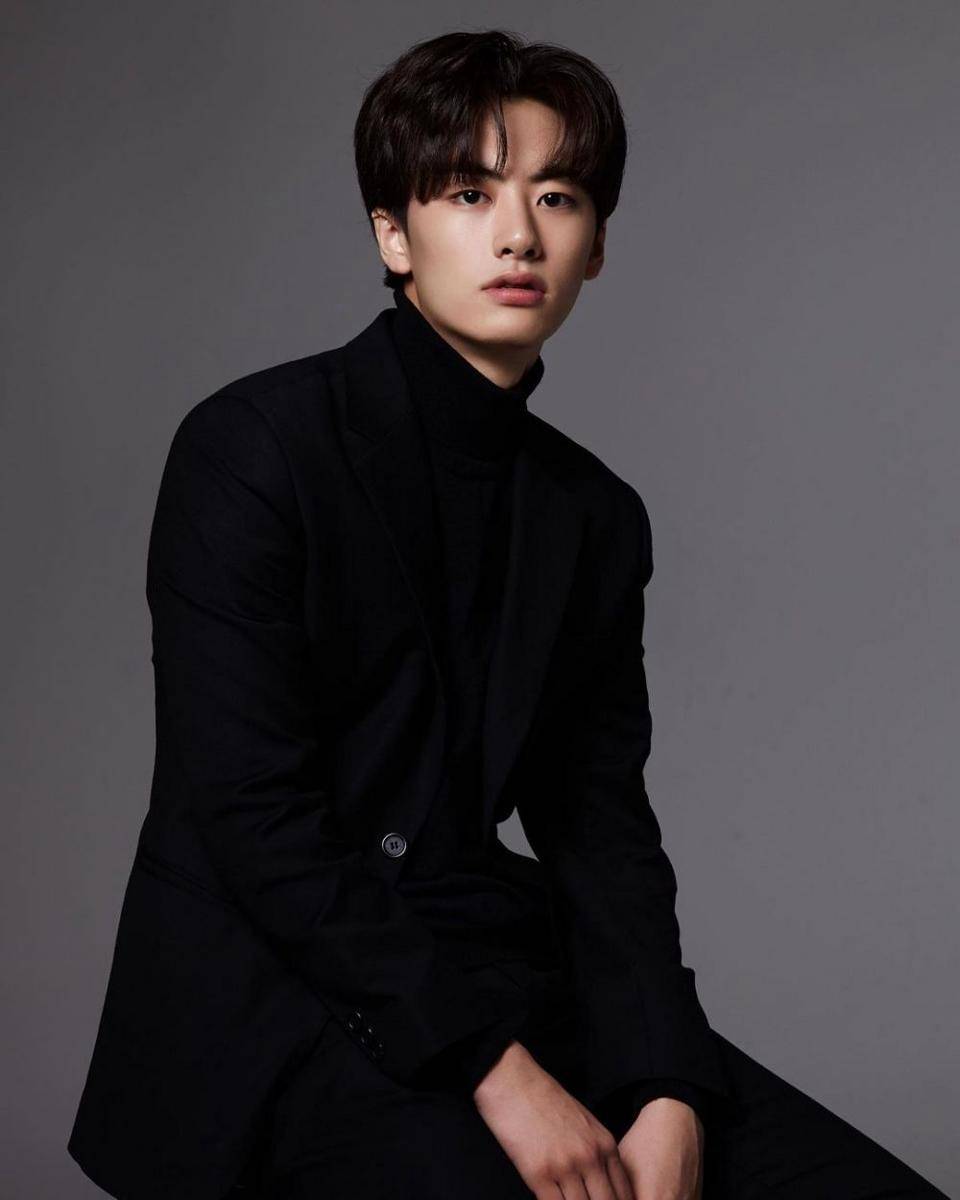 Lee Won Jung (instagram.com/wonjeong214)