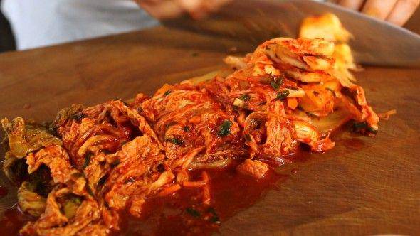 kimchi jjigae (www.maangchi.com)