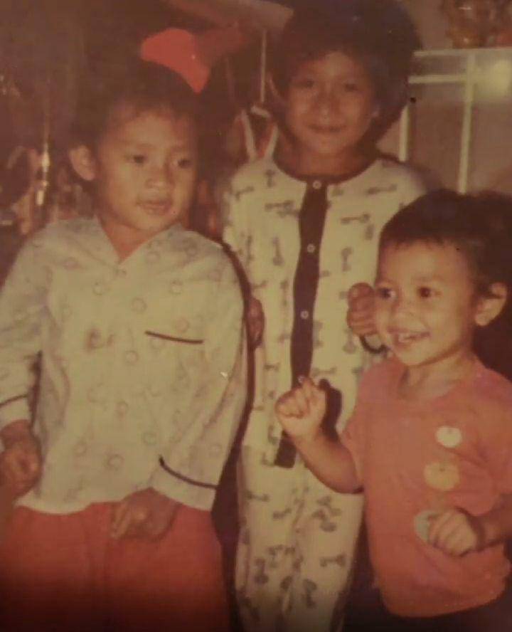 masa kecil Annisa Trihapsari (instagram.com/hapsarianissa29)