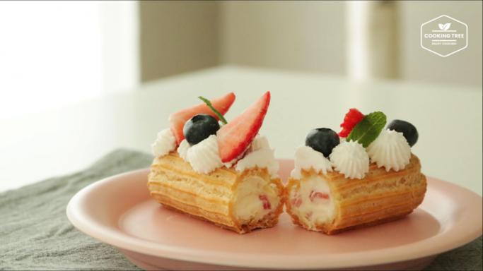 Resep Strawberry Eclair yang Lembut dan Creamy, Bikin Sendiri, yuk!