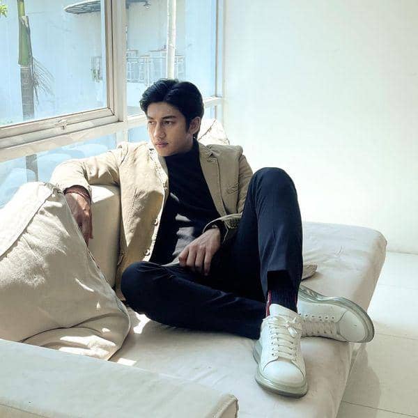 Gaya busana Harris Illanno Vriza (instagram.com/harrisvriza)