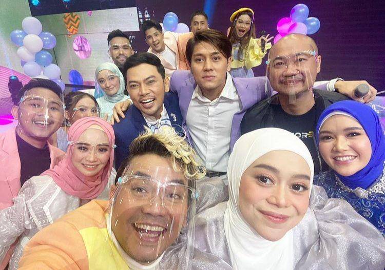 sahabat artis di face reveal baby L (instagram.com/indrabekti)