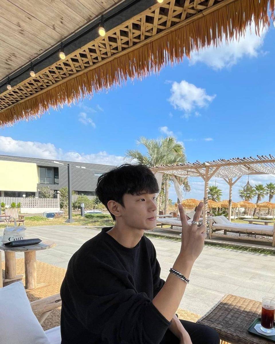 Shin Jae-hwi (Instagram.com/new__jh_)