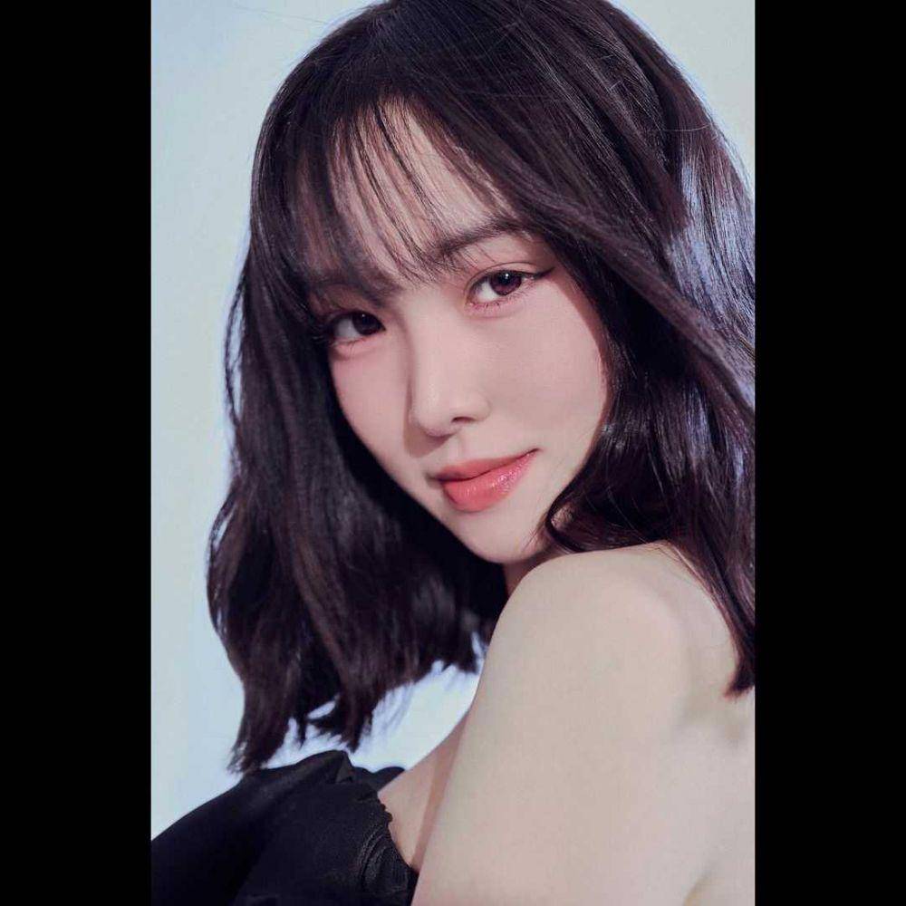 Yuju (instagram.com/konnectent.official)