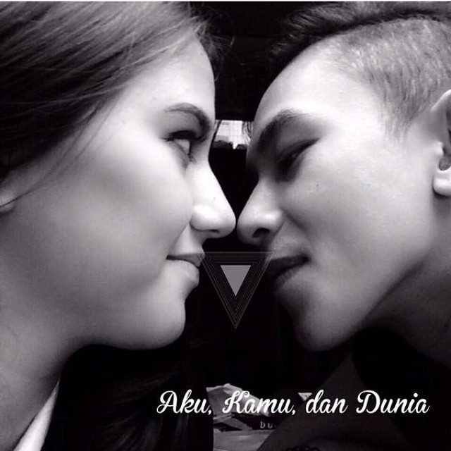 10 Potret Jadul Dahlia dan Fandy Christian yang Super Romantis