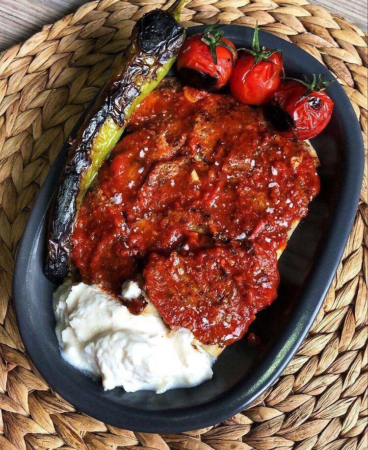 iskender kebab (instagram.com/gastronomi20)