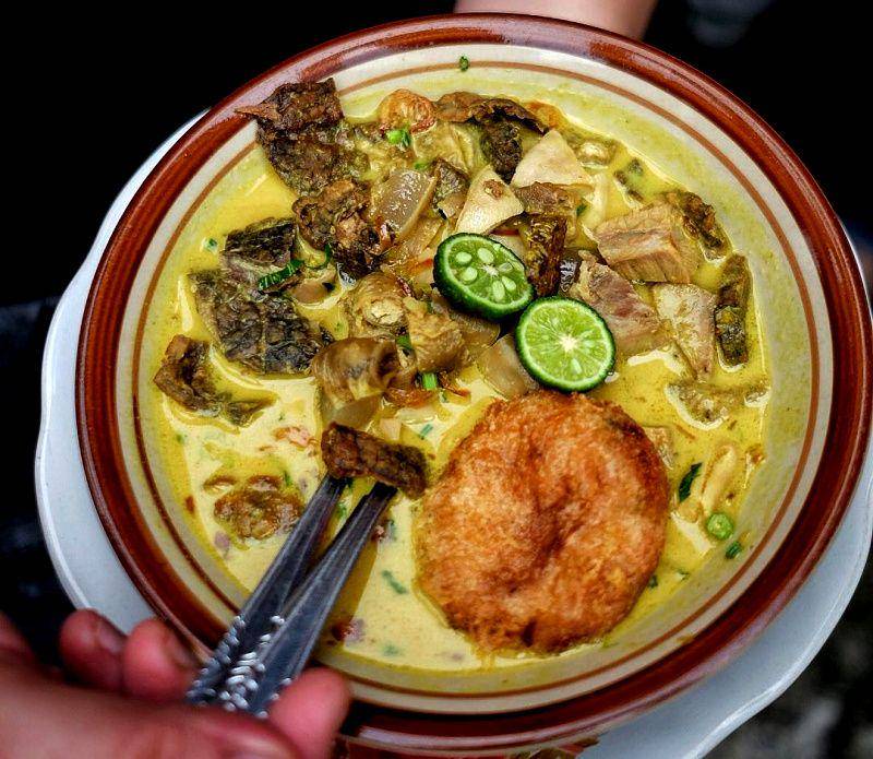 soto kuning bogor (instagram.com/winzeat)