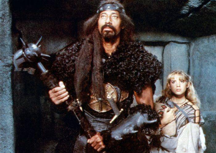 Wilt Chamberlain berperan sebagai prajurit dalam film Conan the Destroyer. (dok. Universal Pictures/Conan the Destroyer)
