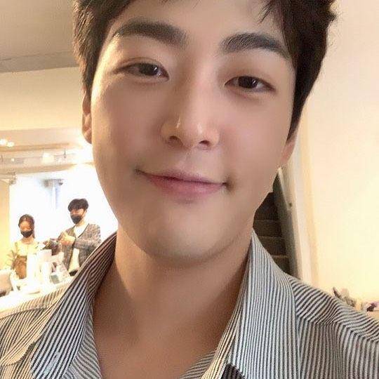 No Young Hak (instagram.com/yh93401)