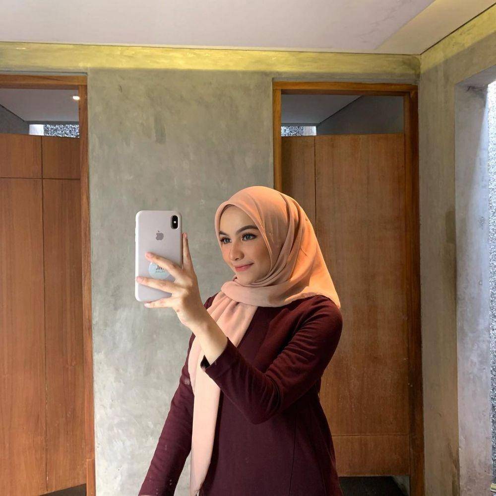 Diba Fahira (instagram.com/dibafahira)