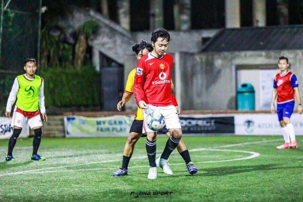 potret Pamungkas saat bermain sepak bola (instagram.com/pamunqkas)