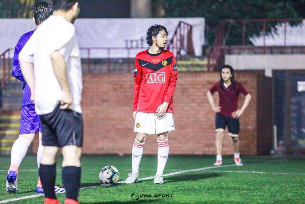 potret Pamungkas saat bermain sepak bola (instagram.com/pamunqkas)