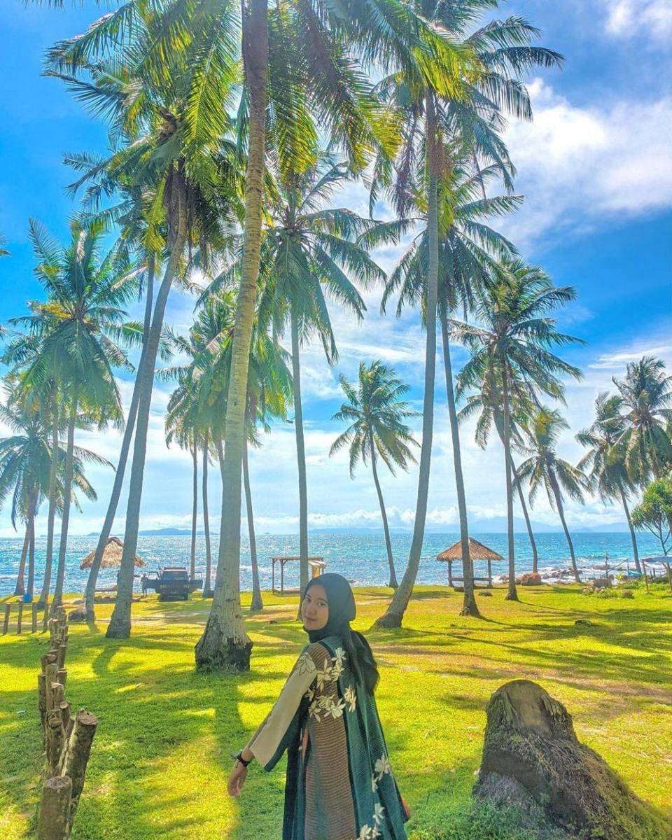 Pantai Marina (instagram.com/nabilaaliyarhmaa)
