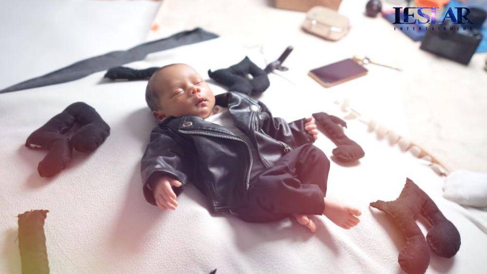 pemotretan newborn baby Leslar (youtube/Leslar Entertainment)