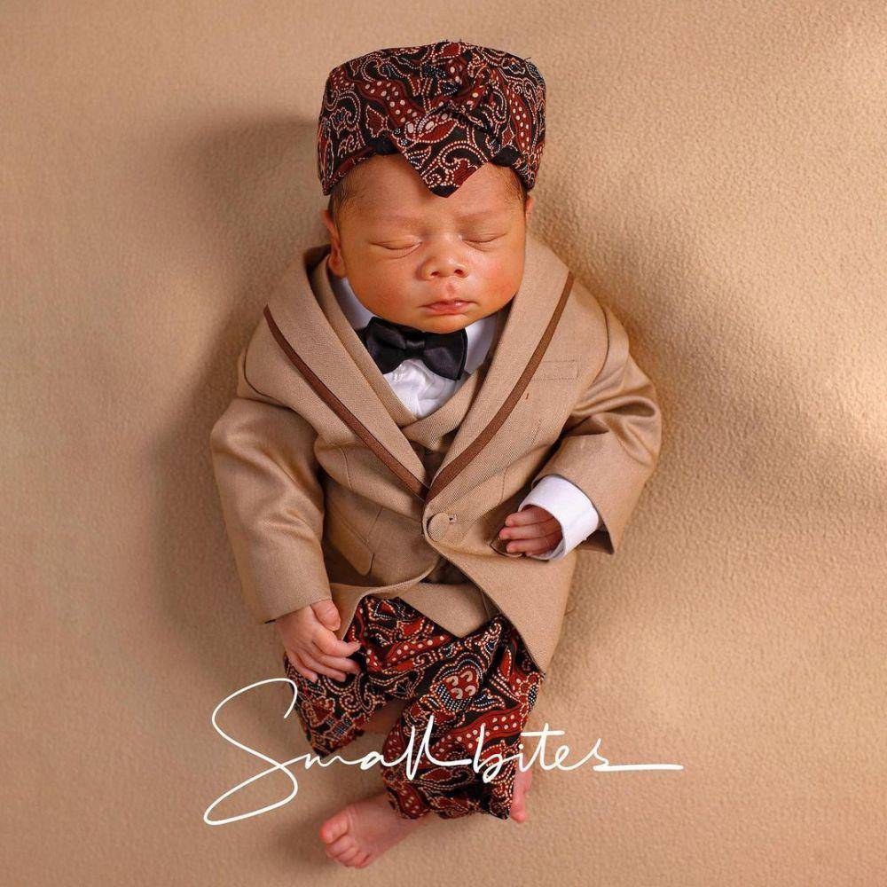 pemotretan newborn baby Leslar (Instagram.com/rittarrajagukguk)