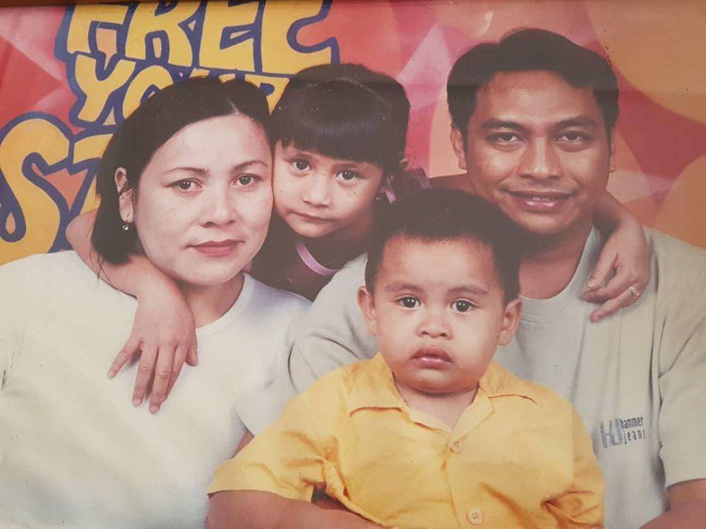 masa kecil Prilly Latuconsina (instagram.com/ullydjulita02)