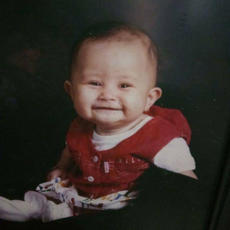 masa kecil Prilly Latuconsina (instagram.com/ullydjulita02)