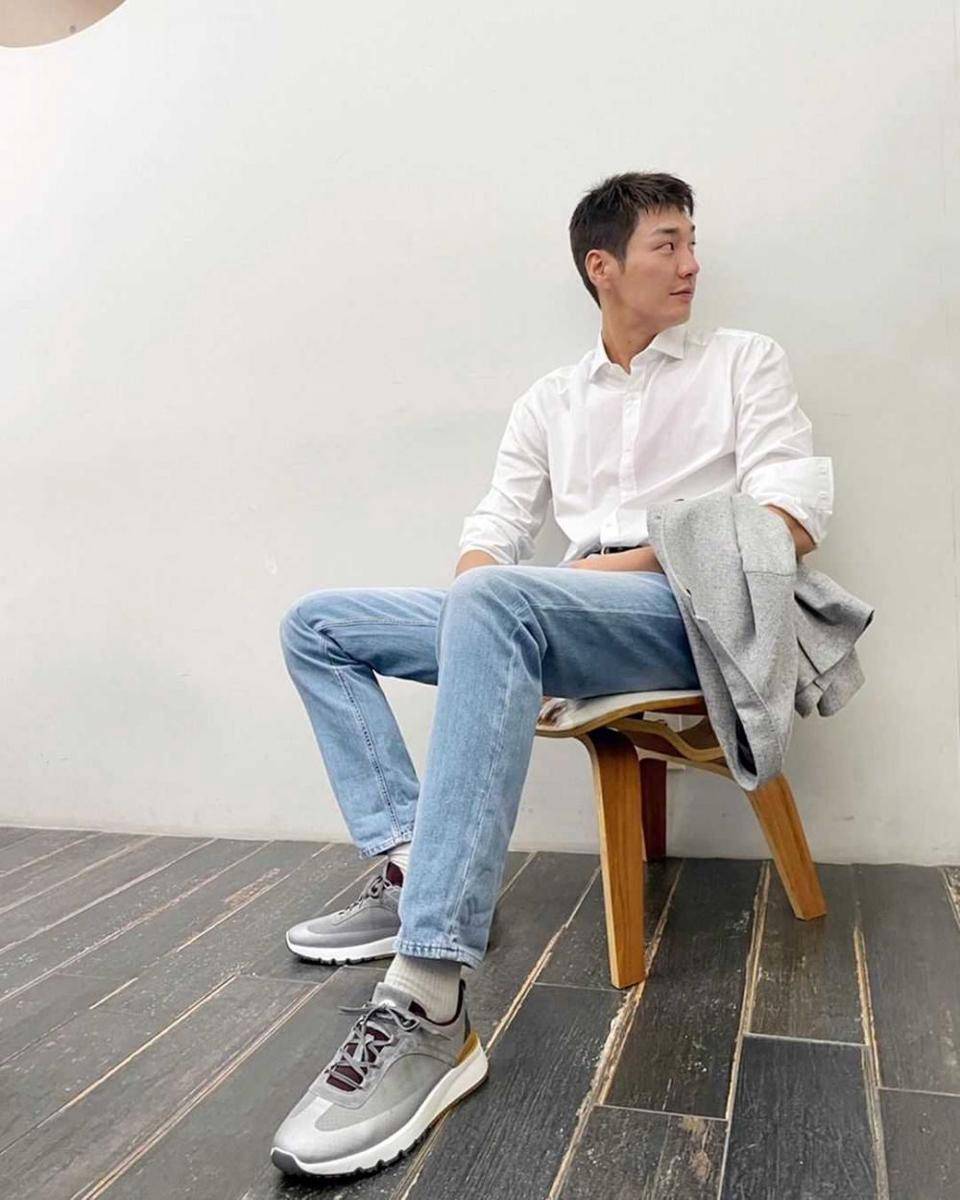 Kim Young Kwang (instagram.com/aksakfn12)