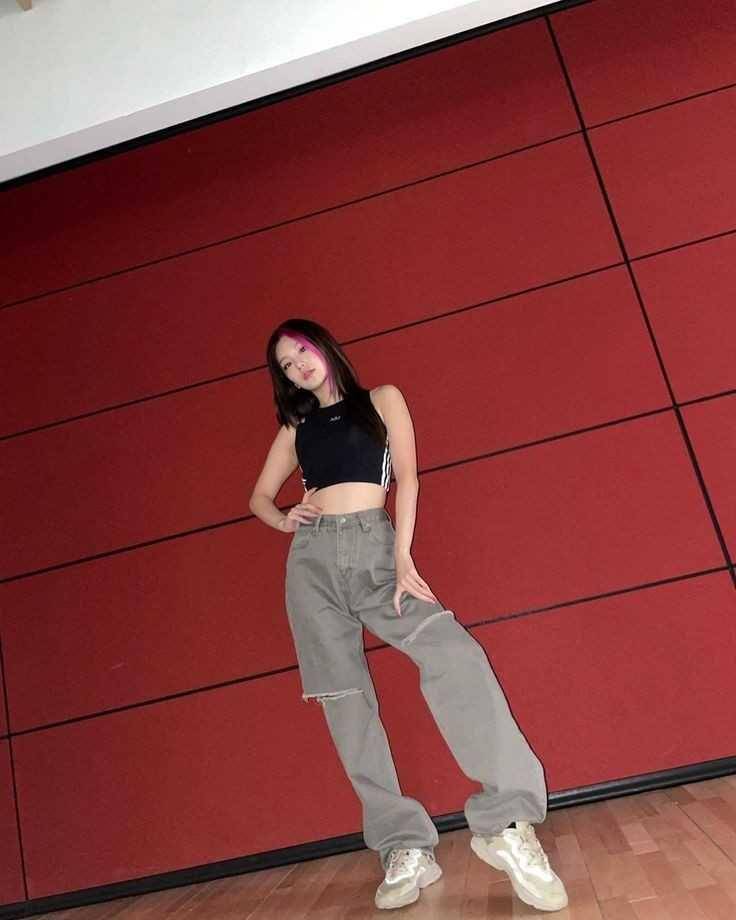 Yeji ITZY (instagram.com/itzy.all.in.us)