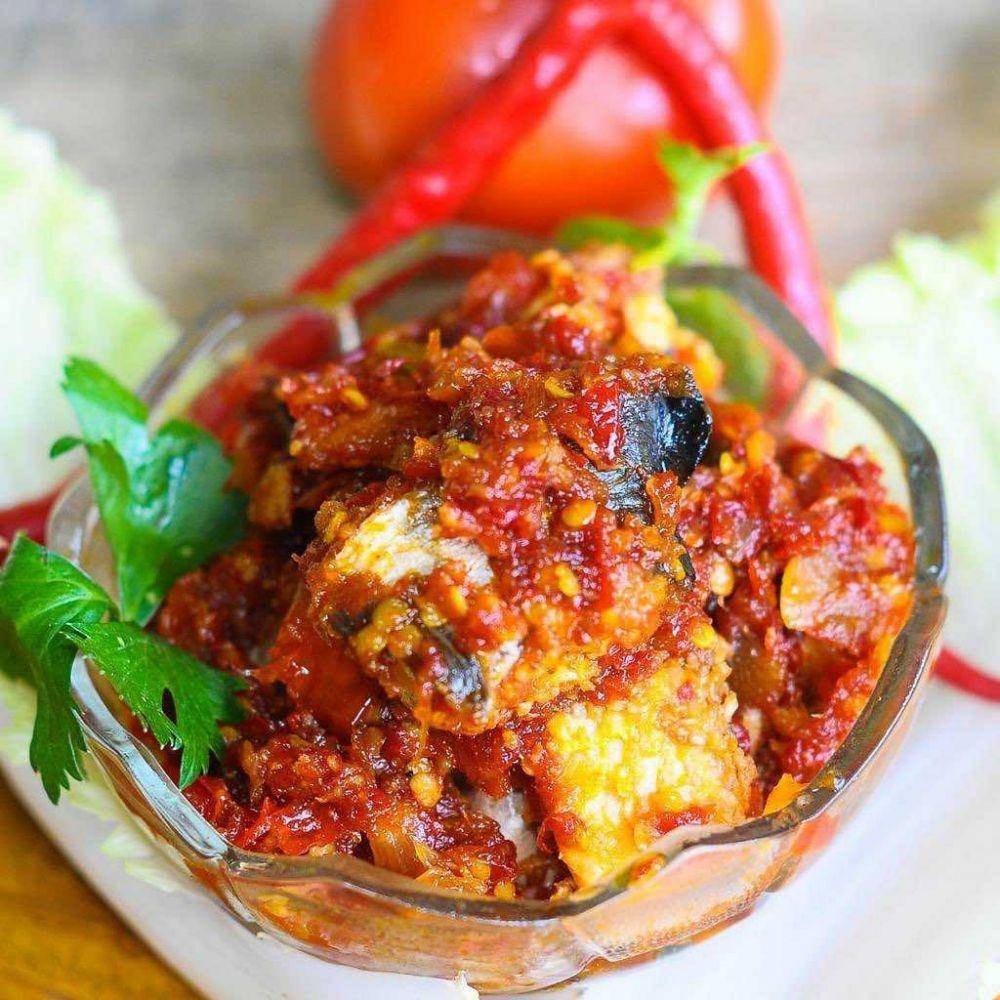 Sambal asin jambal (instagram.com/sambalkhaanofficial)