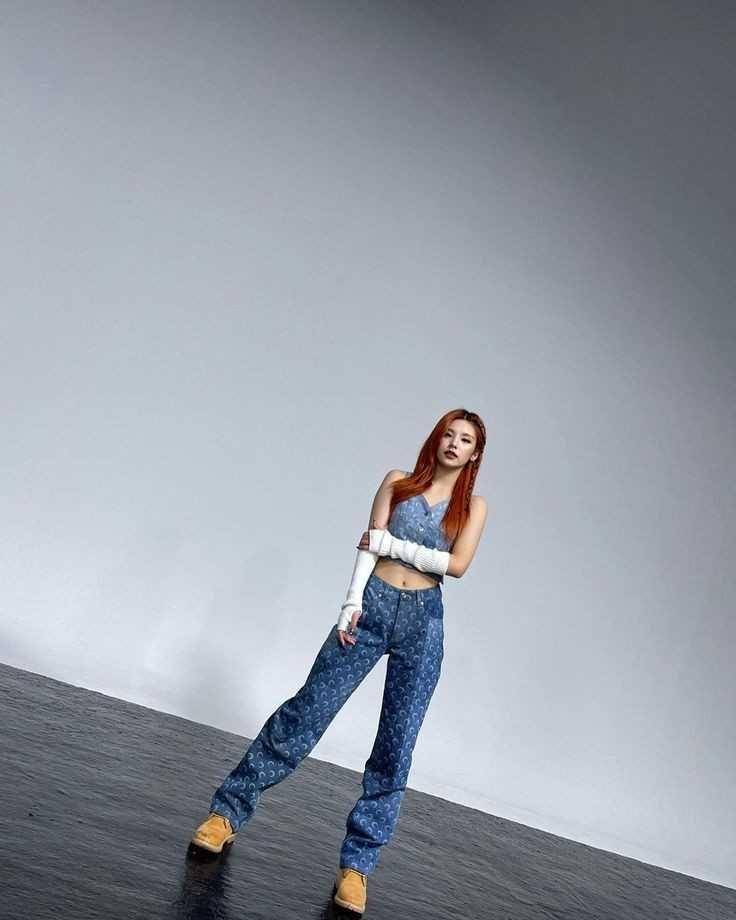 Yeji ITZY (instagram.com/itzy.all.in.us)