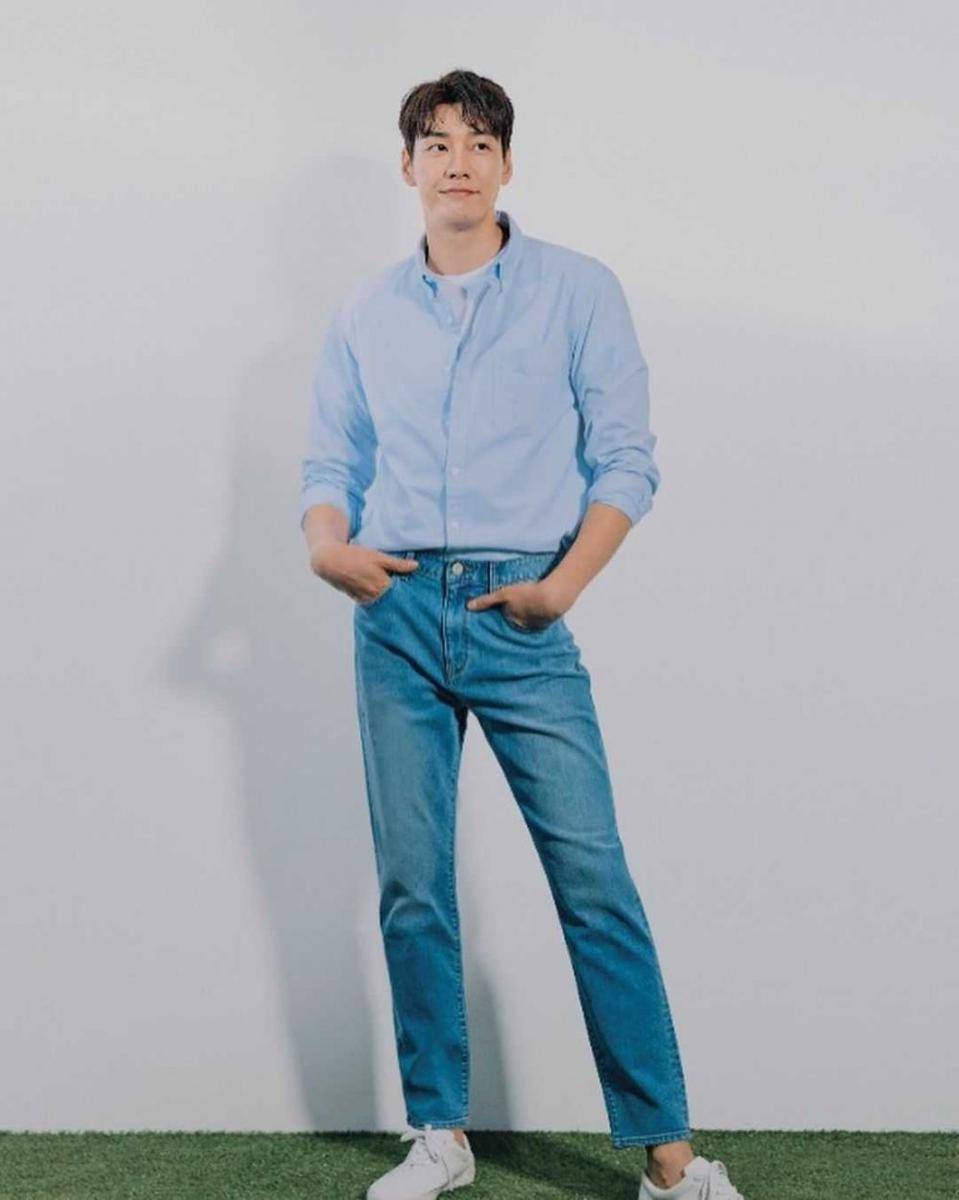 Kim Young Kwang (instagram.com/aksakfn12)