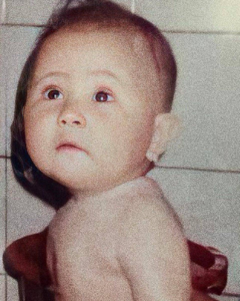 masa kecil Prilly Latuconsina (instagram.com/prillylatuconsina96)
