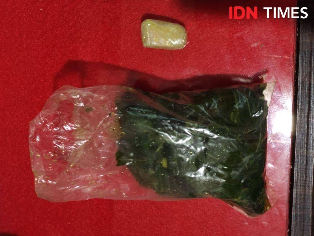Paket sabu yang disisipkan dalam bungkusan sayur gulai gagal diselundupkan ke dalam Lapas Klas II B Meulaboh. (Dokumentasi Lapas Klas II B Meulaboh untuk IDN Times)