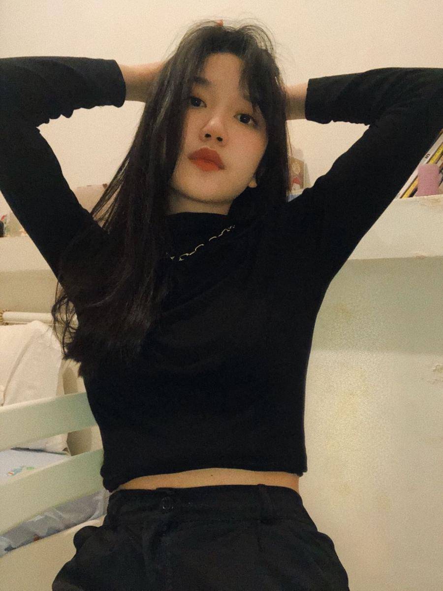 Marsha JKT48 (twitter.com/L_MarshaJKT48)