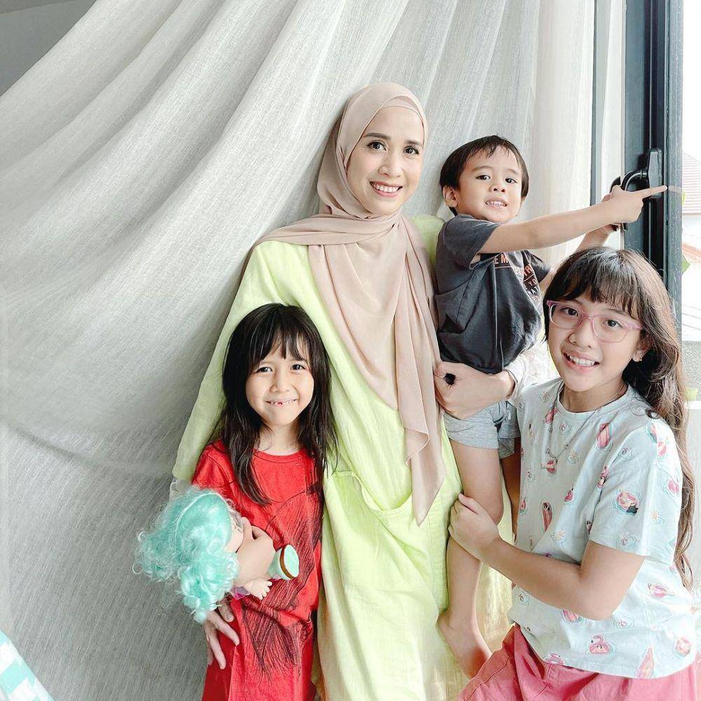 Fanny Fabriana dan buah hati (instagram.com/fannyfabriana)
