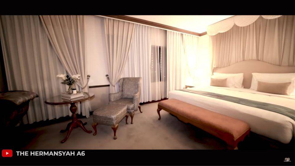 kamar Anang dan keluarga karantina (YouTube.com/The Hermansyah A6)
