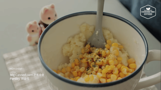 ilustrasi adonan kentang (dok. youtube.com/Cooking tree 쿠킹트리)