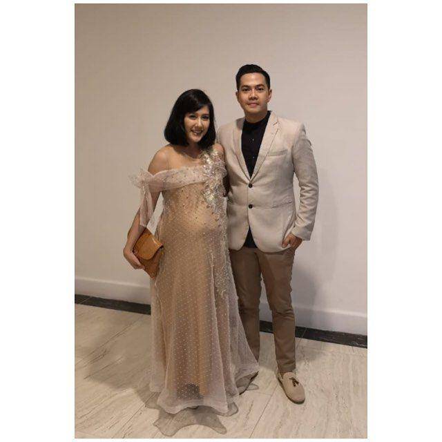 Gaya kondangan Ardina Rasti dan Arie Andika (instagram.com/ardinarasti6)
