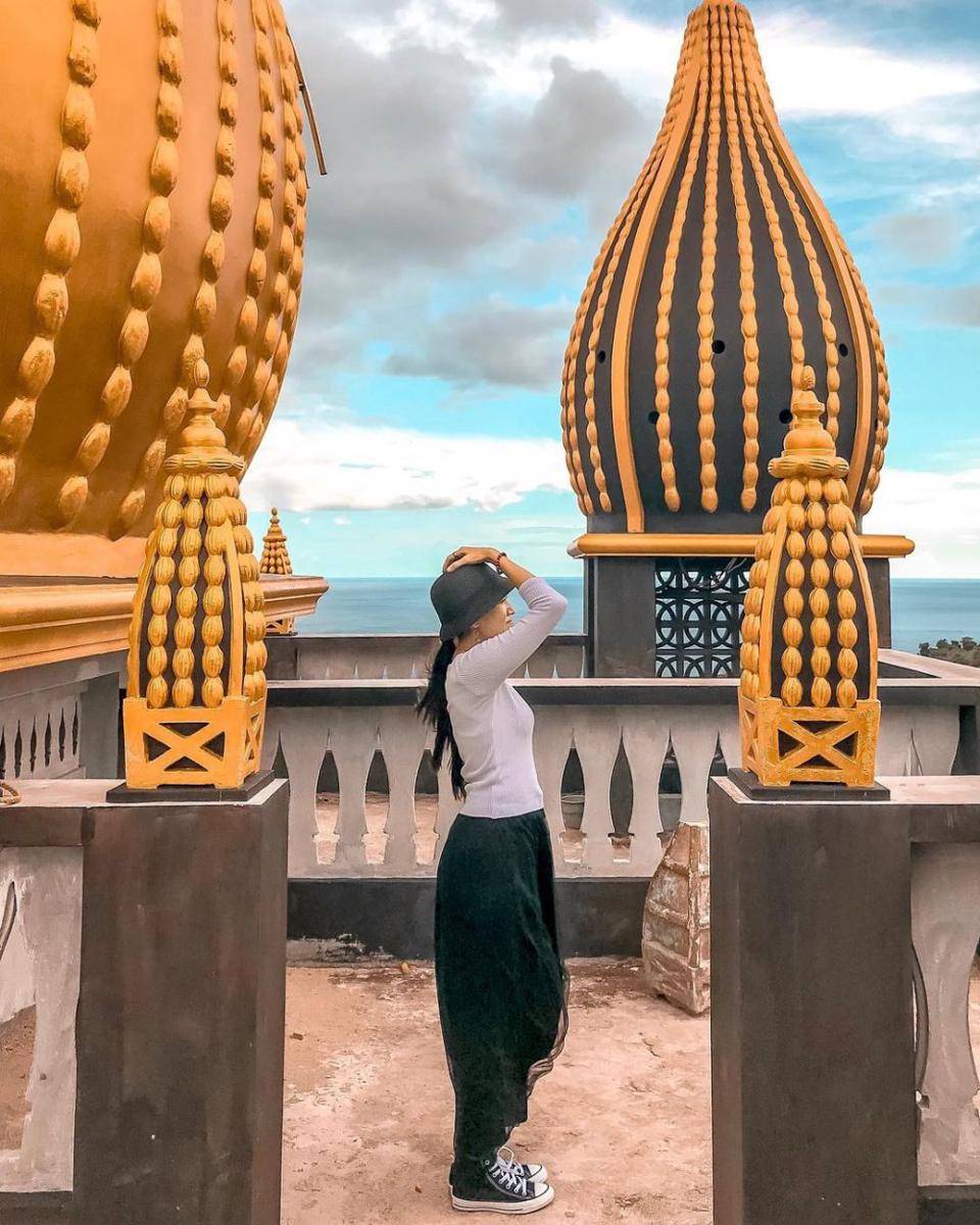 Masjid Walima Emas (instagram.com/anna_soetjipto)